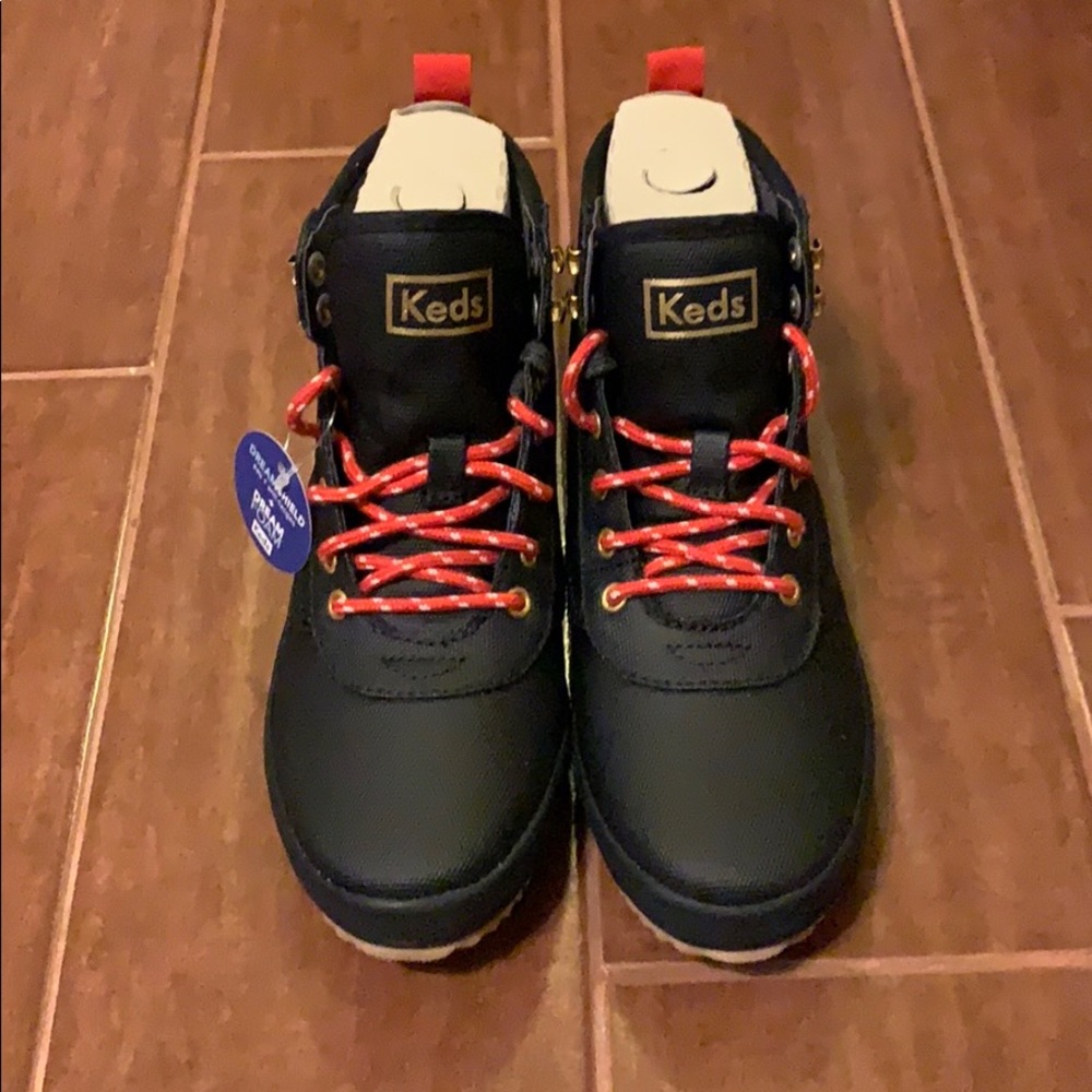 Keds water resistant boots NWT